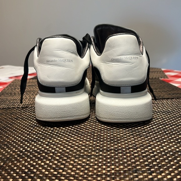 Alexander McQueen sneakers men’s - Picture 4 of 9